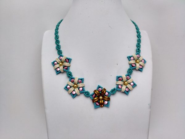 Collar &Quot;Exclusivo&Quot;