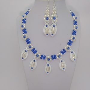 Collar Con Pendientes. &Quot;Elegantes&Quot;