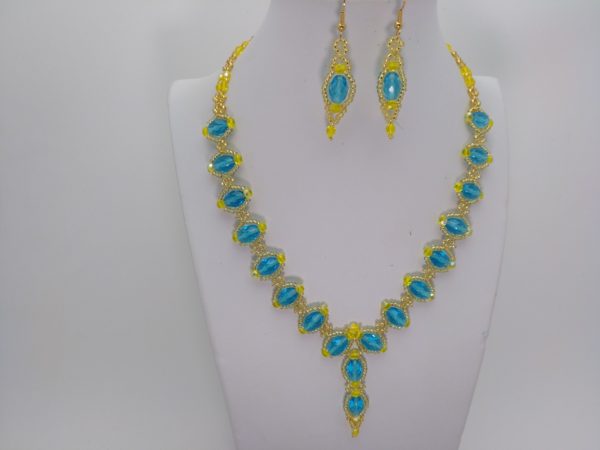 Collar Para Mujer En Olivas Facetadas