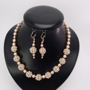 Collar novia.