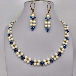 Collar con pendientes Swarovski."ELEGANTES"