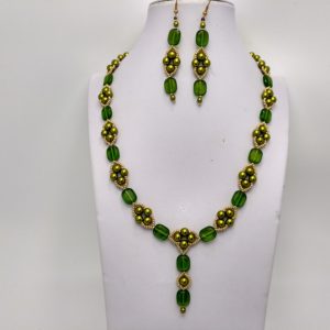 Collar para mujer en perlas.-"BRILLANTE"