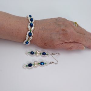 Pulsera y pendientes.-"ELEGANTE"