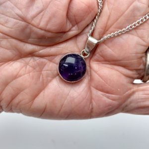 Colgante en amatista."ELEGANTE"