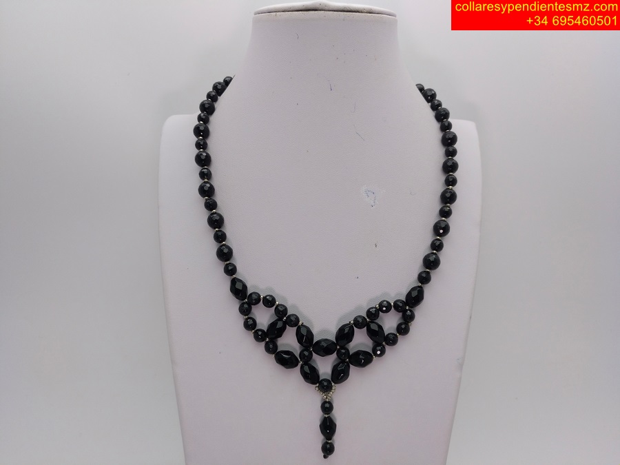 Collar Onix Negro facetado